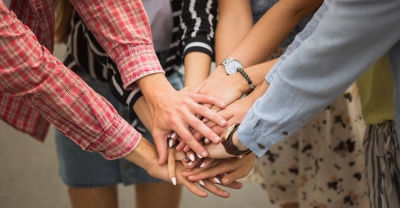 Feminismos y nuevas masculinidades + IA (Premium con Doble Certificación)