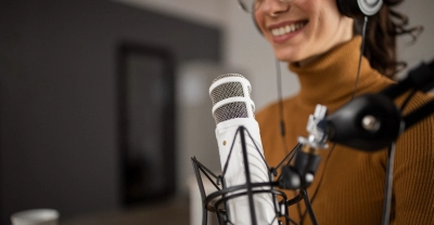 Curso de Creación de Podcast + IA (Premium con Doble Certificación)