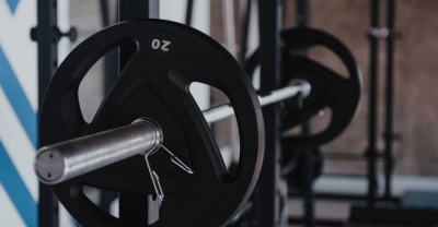 Diseño y Construcción de Maquinas y Aparatos para Gimnasio + IA