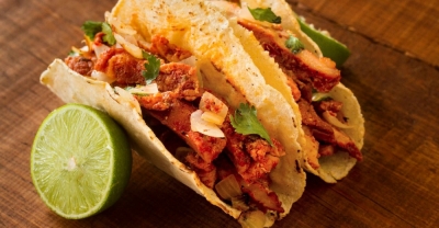 Platos y Comidas Mexicanas + IA