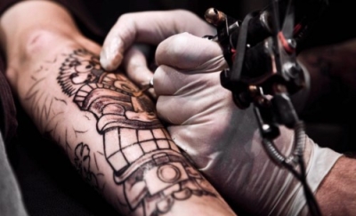 Tatuajes y Micropigmentación + IA (Premium con Doble Cert...