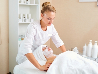 Capacitación en Ayudante de Estética