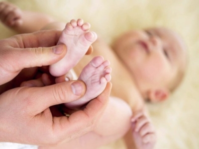 Diplomatura en Enfermería, Psicología y Estimulación Neonatal + IA (Premium con Doble Certificación)