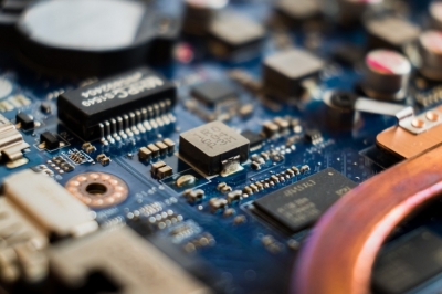 Diplomatura en Nanotecnologías + IA (Premium con Doble Certificación)